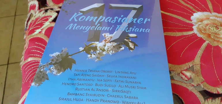 Tujuh Belas Kompasianer Menyelami Fiksiana